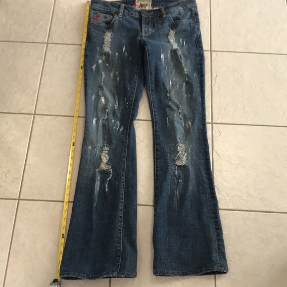 Parasuco denim legend. Distressed denim with paint/sparkle detail - Picture 9 of 16